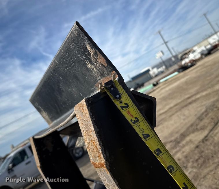 image for item EU6447 2019 Kaufman D-Deluxe  utility trailer