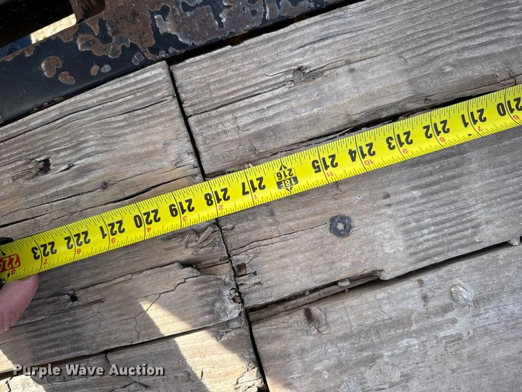 image for item EU6447 2019 Kaufman D-Deluxe  utility trailer