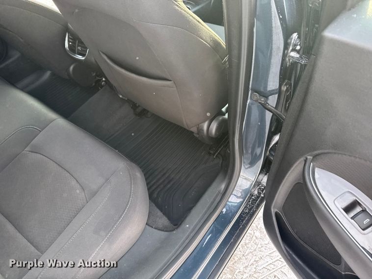 image for item EU6451 2020 Chevrolet Malibu 