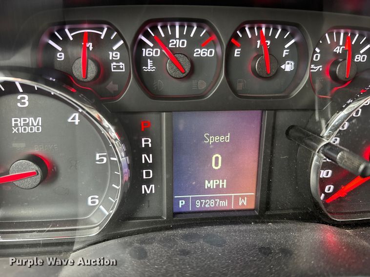 image for item EU6452 2015 Chevrolet Silverado 1500 Crew Cab pickup truck