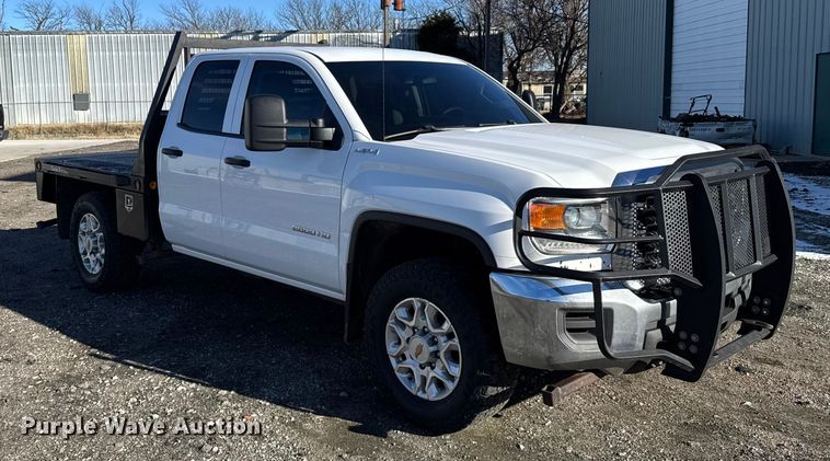 image for item EU6456 2018 GMC Sierra 2500HD Double Cab flatbed pickup truck