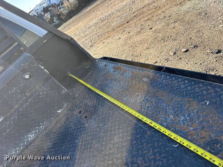 image for item EU6456 2018 GMC Sierra 2500HD Double Cab flatbed pickup truck