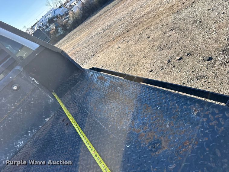 image for item EU6456 2018 GMC Sierra 2500HD Double Cab flatbed pickup truck