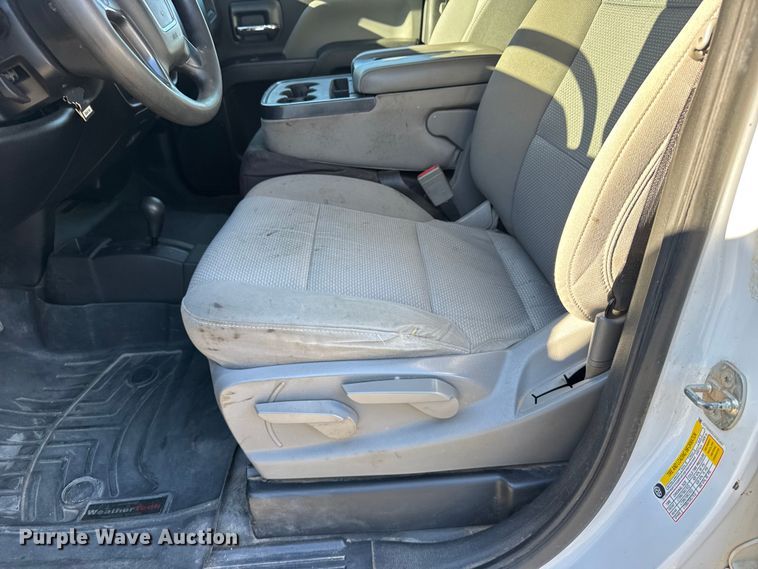 image for item EU6456 2018 GMC Sierra 2500HD Double Cab flatbed pickup truck