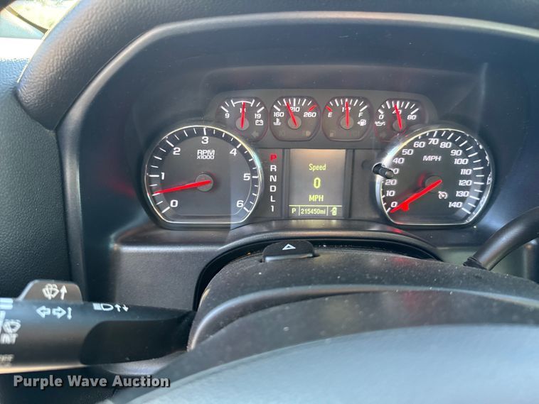 image for item EU6456 2018 GMC Sierra 2500HD Double Cab flatbed pickup truck