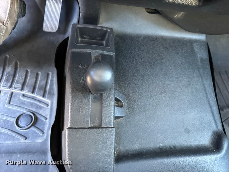 image for item EU6456 2018 GMC Sierra 2500HD Double Cab flatbed pickup truck