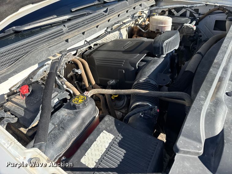 image for item EU6456 2018 GMC Sierra 2500HD Double Cab flatbed pickup truck