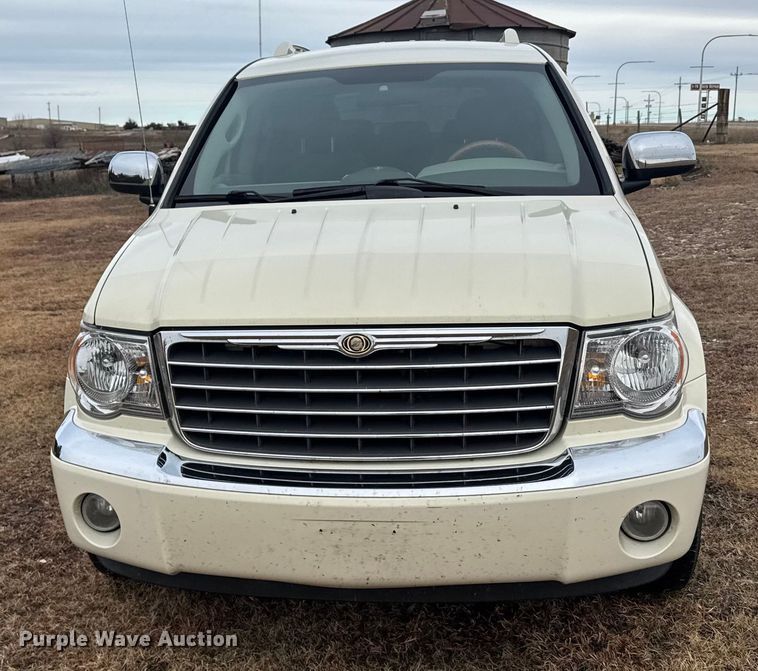 image for item EU6460 2007 Chrysler Aspen SUV