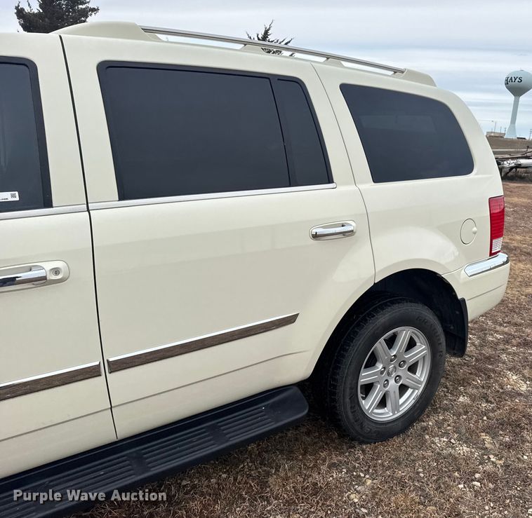 image for item EU6460 2007 Chrysler Aspen SUV