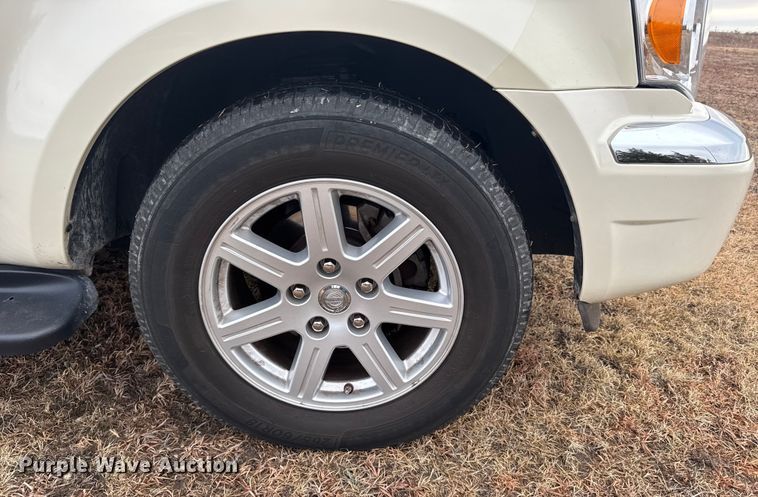 image for item EU6460 2007 Chrysler Aspen SUV