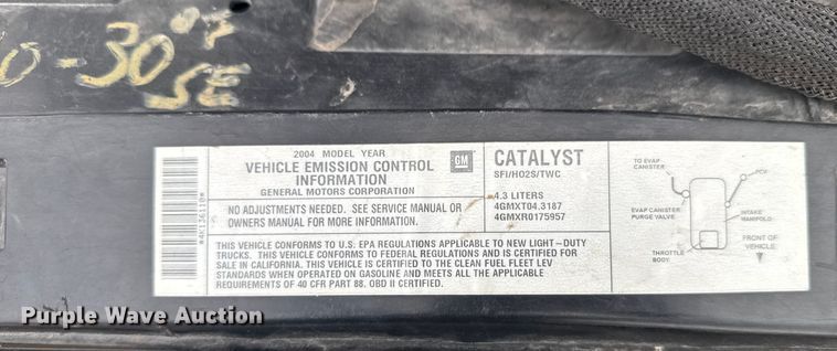 image for item EU6461 2004 GMC Sonoma Crew Cab pickup truck