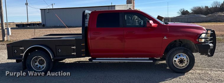 image for item EU6467 2011 Dodge Ram 3500 Crew Cab flatbed pickup truck