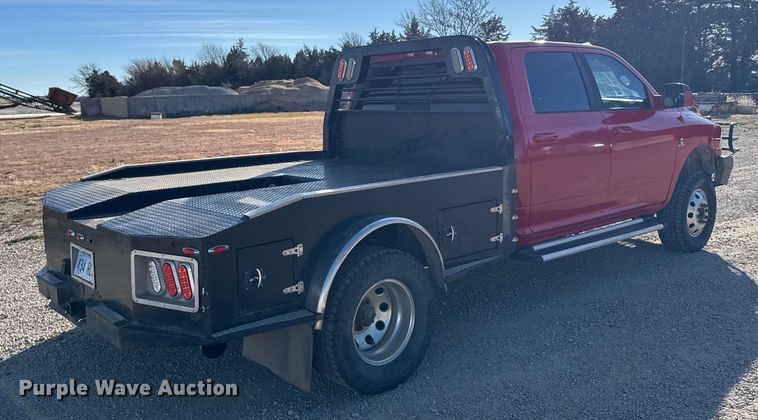 image for item EU6467 2011 Dodge Ram 3500 Crew Cab flatbed pickup truck