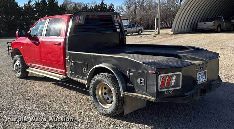 image for item EU6467 2011 Dodge Ram 3500 Crew Cab flatbed pickup truck