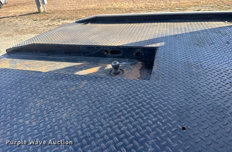 image for item EU6467 2011 Dodge Ram 3500 Crew Cab flatbed pickup truck