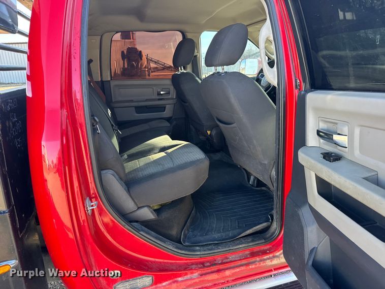 image for item EU6467 2011 Dodge Ram 3500 Crew Cab flatbed pickup truck