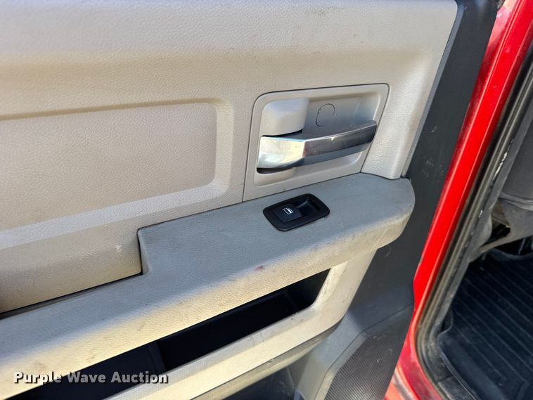 image for item EU6467 2011 Dodge Ram 3500 Crew Cab flatbed pickup truck