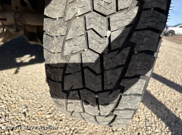 image for item EU6467 2011 Dodge Ram 3500 Crew Cab flatbed pickup truck