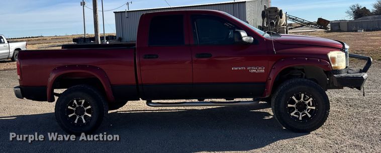 image for item EU6468 2006 Dodge Ram 2500 Ext. Cab pickup truck