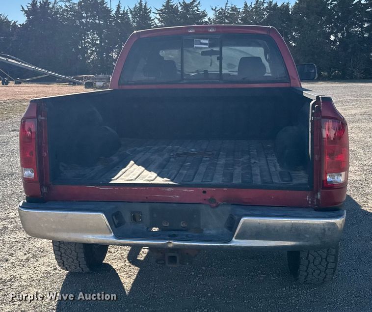 image for item EU6468 2006 Dodge Ram 2500 Ext. Cab pickup truck