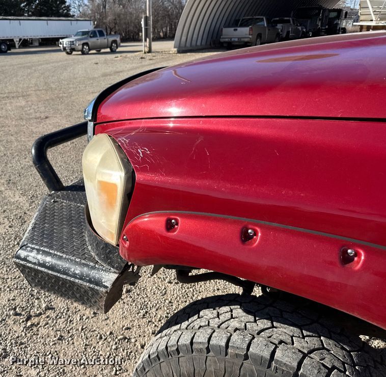 image for item EU6468 2006 Dodge Ram 2500 Ext. Cab pickup truck