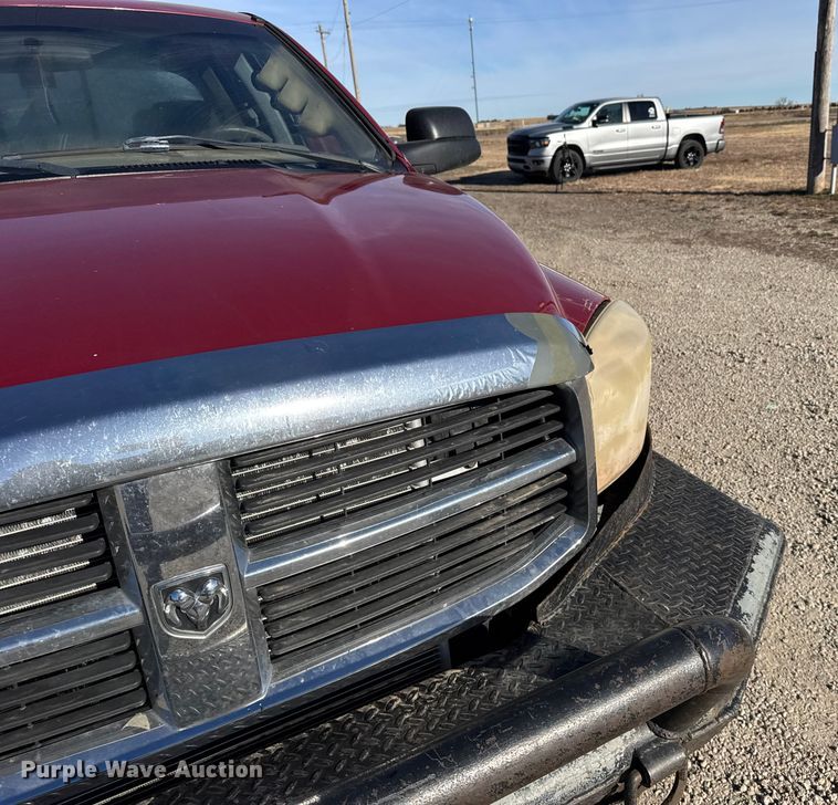 image for item EU6468 2006 Dodge Ram 2500 Ext. Cab pickup truck