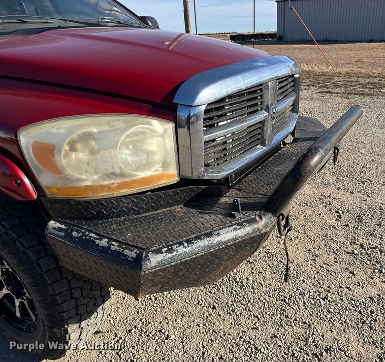 image for item EU6468 2006 Dodge Ram 2500 Ext. Cab pickup truck