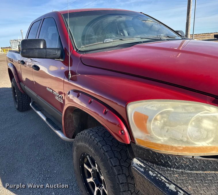 image for item EU6468 2006 Dodge Ram 2500 Ext. Cab pickup truck