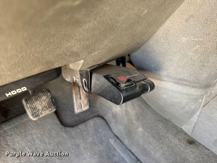 image for item EU6468 2006 Dodge Ram 2500 Ext. Cab pickup truck