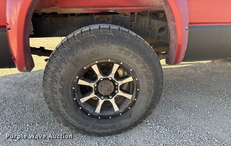 image for item EU6468 2006 Dodge Ram 2500 Ext. Cab pickup truck