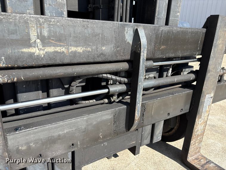 image for item EU7087 2017 Combilift CB8000 forklift