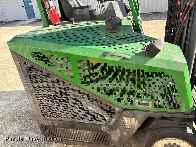 image for item EU7087 2017 Combilift CB8000 forklift