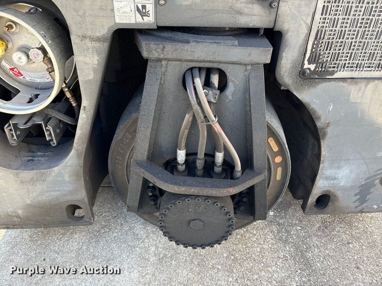 image for item EU7087 2017 Combilift CB8000 forklift