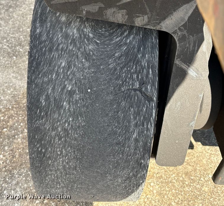 image for item EU7087 2017 Combilift CB8000 forklift