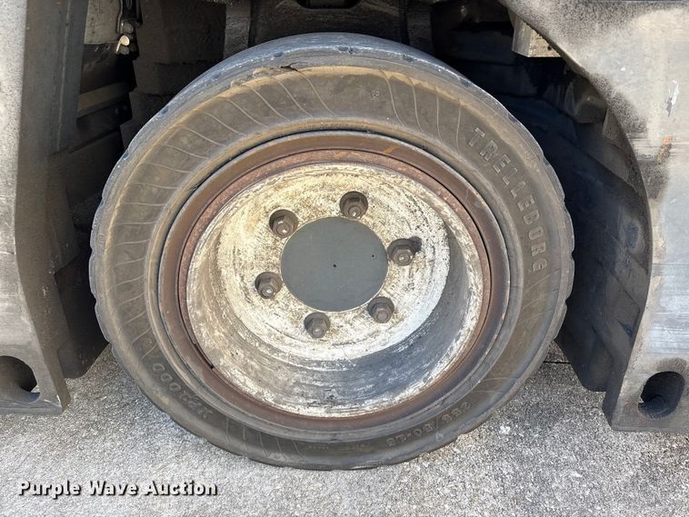 image for item EU7087 2017 Combilift CB8000 forklift