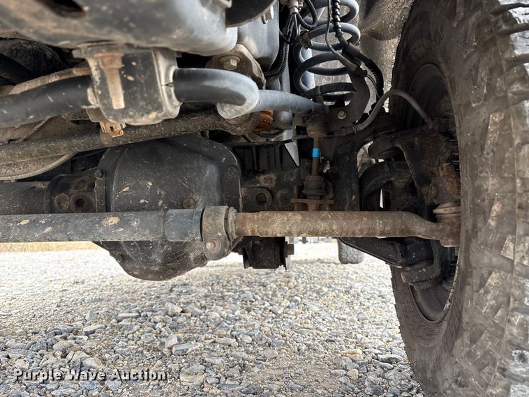 image for item EU8556 2018 Ford F250 Super Duty XL pickup truck