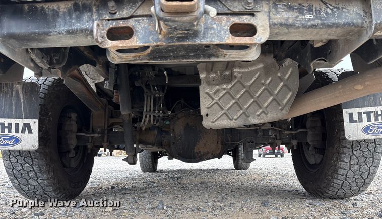 image for item EU8556 2018 Ford F250 Super Duty XL pickup truck