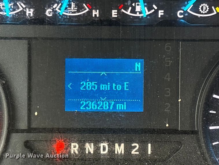 image for item EU8556 2018 Ford F250 Super Duty XL pickup truck