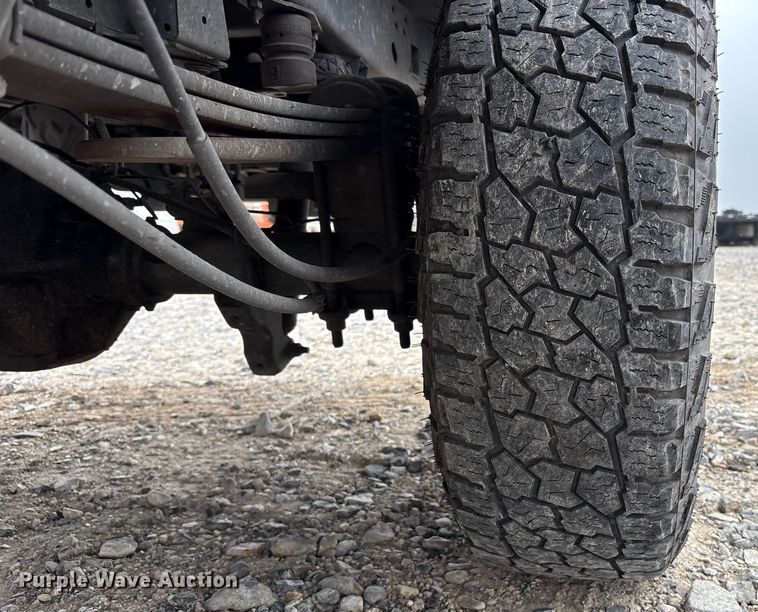 image for item EU8556 2018 Ford F250 Super Duty XL pickup truck