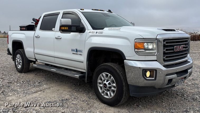 image for item EU8557 2018 GMC Sierra 3500HD Crew Cab pickup truck