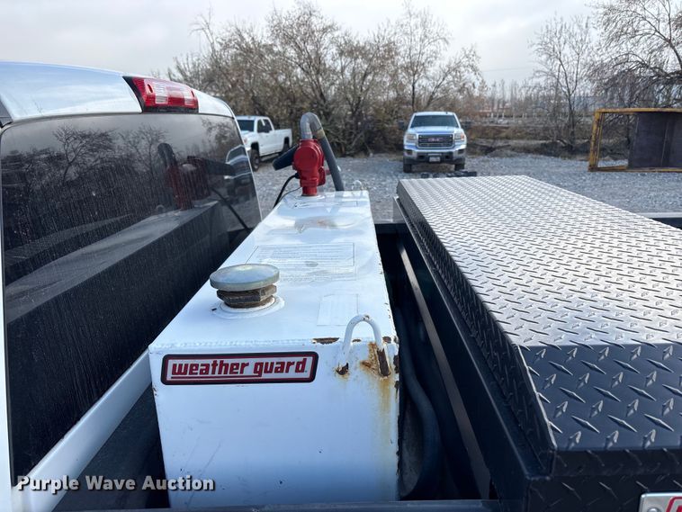 image for item EU8557 2018 GMC Sierra 3500HD Crew Cab pickup truck