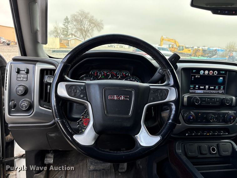 image for item EU8557 2018 GMC Sierra 3500HD Crew Cab pickup truck