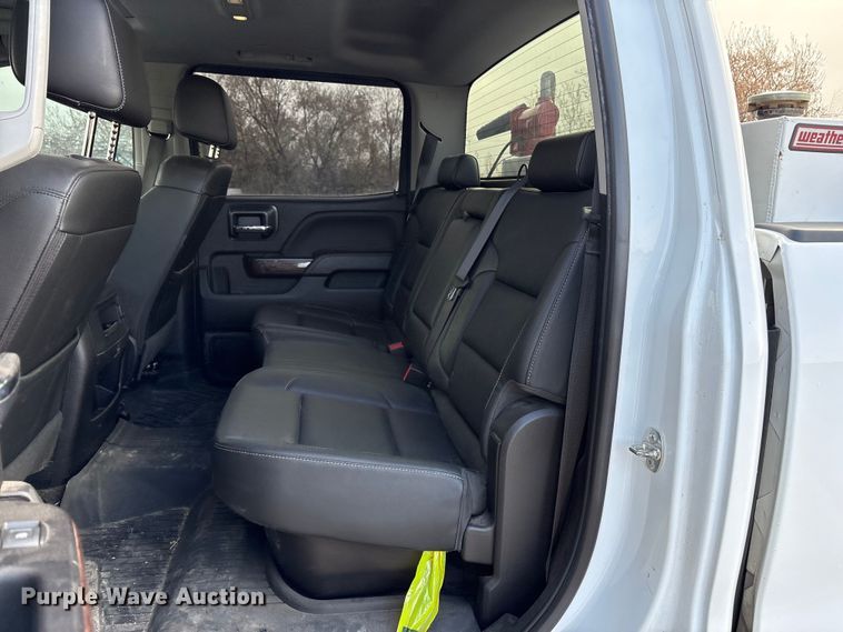 image for item EU8557 2018 GMC Sierra 3500HD Crew Cab pickup truck