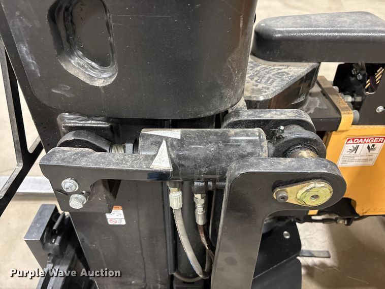 image for item EU8560 2016 Bendi B40IC forklift