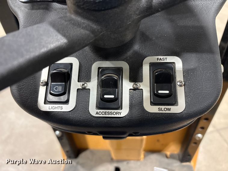 image for item EU8560 2016 Bendi B40IC forklift