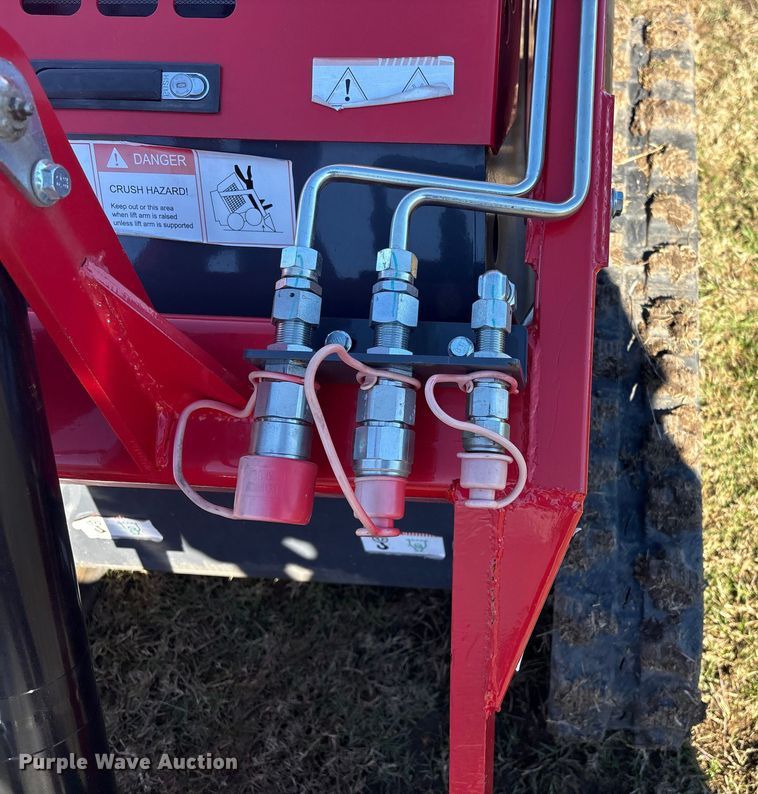 image for item EV2568 2025 AGT YSRT14 compact utility loader