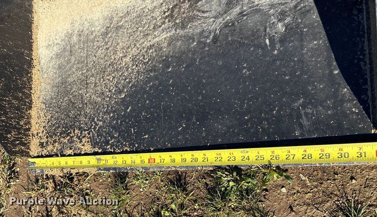 image for item EV2568 2025 AGT YSRT14 compact utility loader