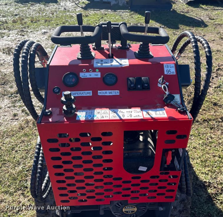 image for item EV2568 2025 AGT YSRT14 compact utility loader