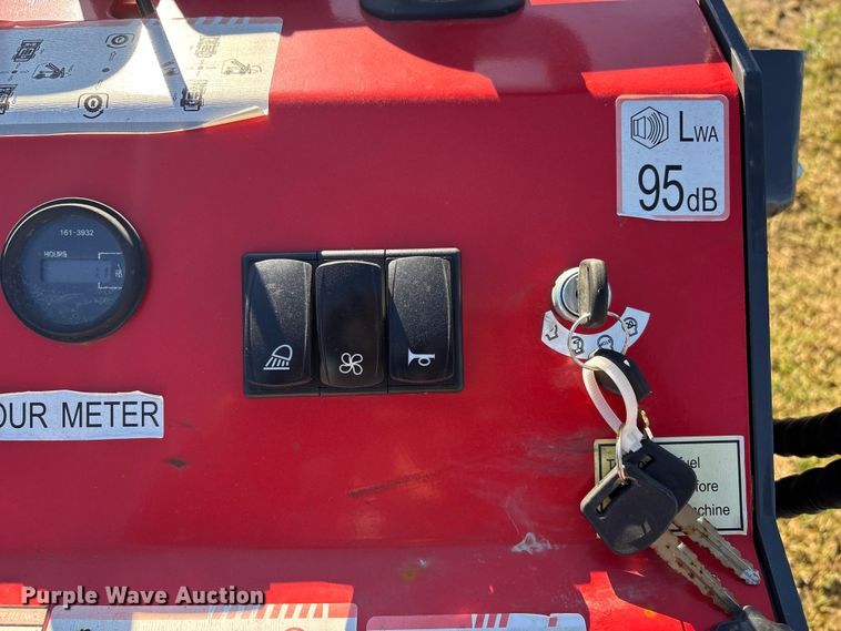 image for item EV2568 2025 AGT YSRT14 compact utility loader