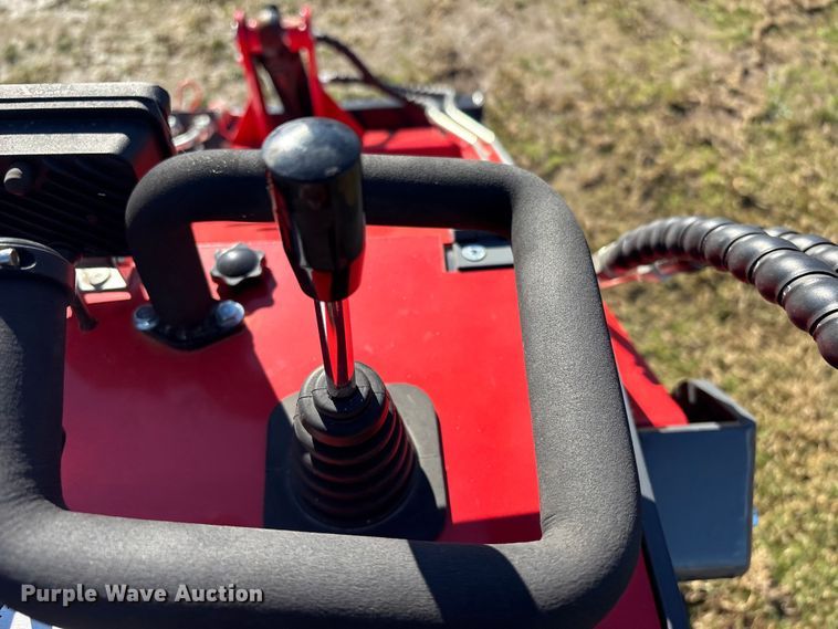 image for item EV2568 2025 AGT YSRT14 compact utility loader